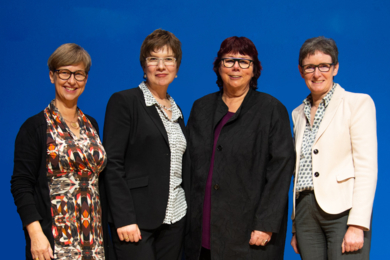 Gruppenfoto: Sabine Mellies, Prof. Dr. Nicola Marsden, Prof. Barbara Schwarze und Dr. Ulrike Struwe